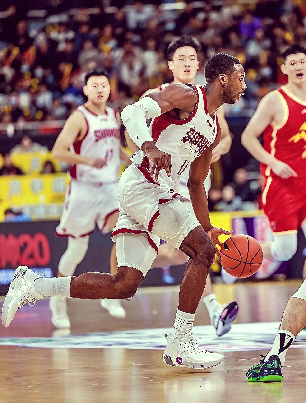 清晨上海海港备战NBA总决赛，复出首秀细节曝光，目标明确，年轻球员得到机会的简单介绍